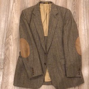 Men’s Tweed Sports Coat